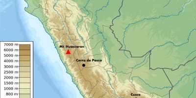 標高地図ペルー